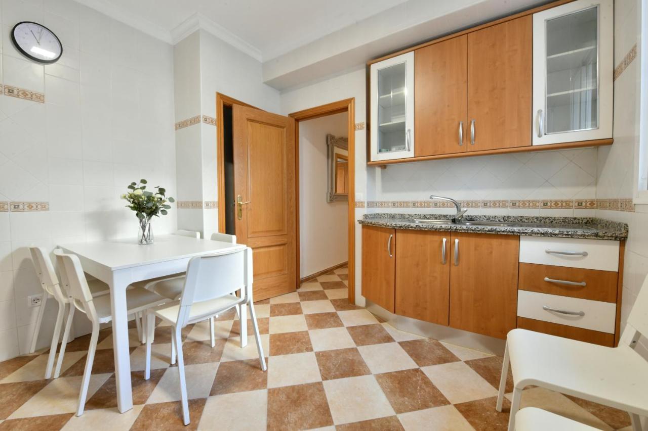 Ms4 Apartamentos Nervion Para 4 Personas Sevilla Eksteriør bilde